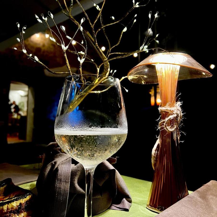 Locanda Dei Fienili Del Campiaro Hotel Grizzana Luaran gambar